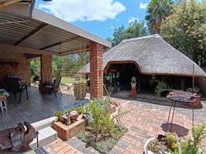 Immaculate 3 Bedroom Golf Course Home with Space, Privacy & Exceptional Views