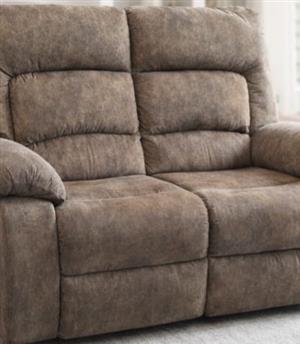 3+2 Seater Lounge Suite with Recliner – Must Go