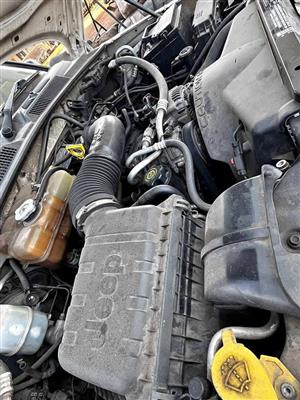 Jeep cherokee 3.7 kj engine
