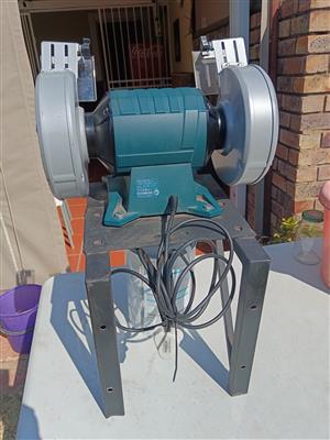 Heavy duty bench grinder