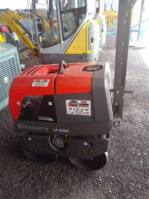 Brand new compaction roller