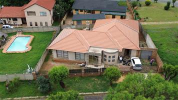3 Bedroom house in Laversburg,Nigel,with Flatlet