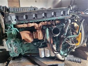VOLVO D13 TRUCK ENGINE.  COMPLETE.  PLUG AND PLAY