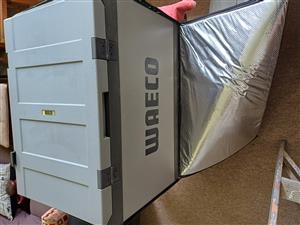 Camping Fridge Freezer 20yl