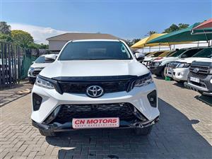 Toyota fortuner 2.8 gd.6 2018  SUV 4.2 Code 2