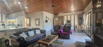 House For Sale in The Palms
