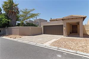 House For Sale in Parklands