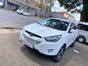 2014 HUNDAI IX35 2.0  ( SUV )