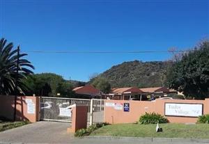 Cluster Rental Monthly in Alan Manor