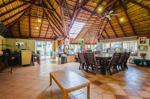 4 Bedroom Home 3 Flats in Boksburg West