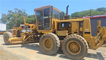 T814- 1994- WRIGHT GRADER 140G WITH RAKE AND BLADE