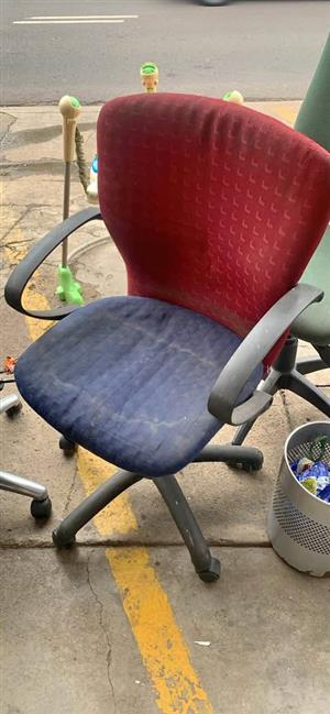 Office chair each  280 Steve Biko road  Gezina  PTA  Wattsup   calls