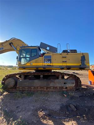 PC800 EXCAVATOR