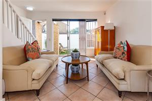 Townhouse For Sale in Kenilworth