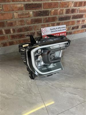 Ford Everest Headlight 2022-2026