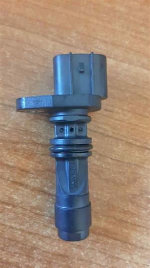 NP300 CRANK SENSOR. BRAND NEW. FOR VARIOUS OTHER CARS TOO