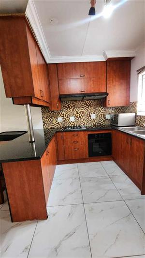 Townhouse Rental Monthly in Heatherview