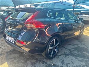 Volvo v40 automatic 
