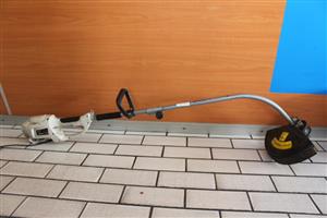 RYOBI LINE TRIMMER W/COVER(S067400A)