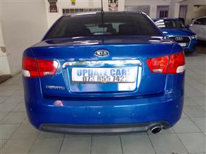 2015 KIA CERATO 1.6 SEDAN MANUAL  PETROL BLUE COLOR  89.000KM 