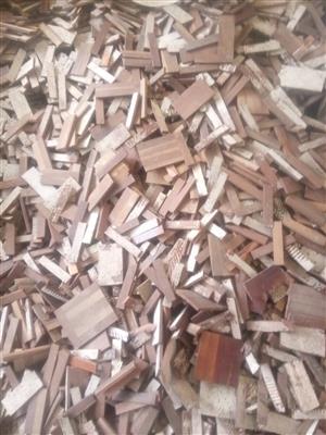 Five finger reclaimed parquet flooring blocks for sale 