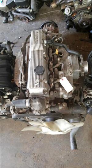 MITSUBISHI COLT 2.8L EFI COMPLETE 4M40 ENGINE FOR SALE