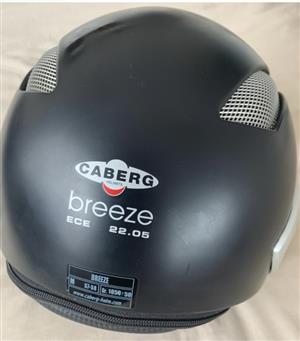 Caberg Breeze motorcycle Helmet size M in good condition 