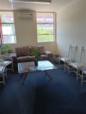 Office in Industrial Park to let