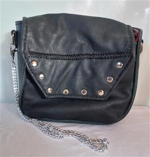 NEW - Hand made genuine leather black handbag/shoulder bag with silver hardware