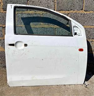 ISUZU DMAX SINGLE CAB DOOR. SECOND HAND.