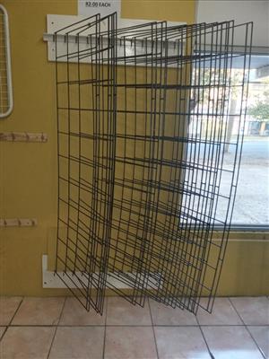 Gift paper with rack