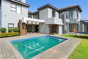 House For Sale in Helderwyk