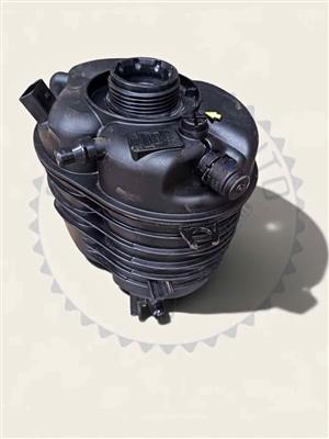 BMW COOLANT EXPANSION TANK, WATER BOTTLE, RESERVOIR FOR G20 3 SERIES, G22, G23, G26 4 SERIES AND  G4