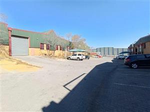 537 m² warehouse to rent in Samrand. Move in ready for only R75m²!