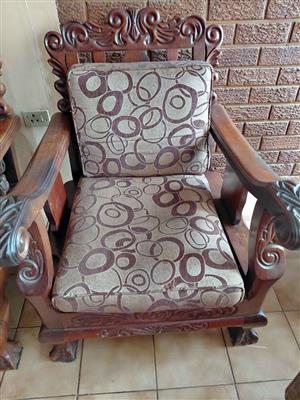 Antique Ball & Claw Lounge Suite – 3 Seater + 2 Armchairs