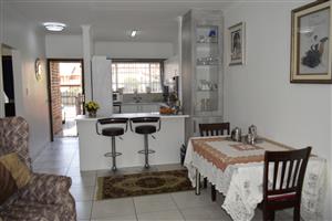 Pet friendly townhouse for sale in Beyers Park