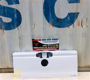 VW Amarok tailgate (2023)