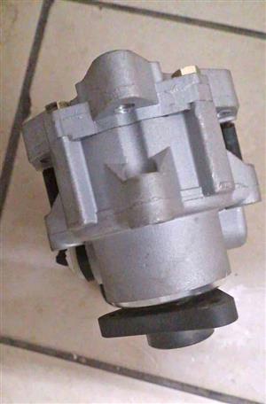 BMW E46 320D POWERSTEERING PUMP(ORD+)