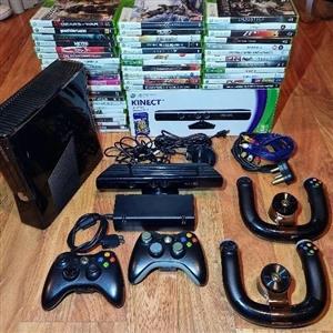 XBOX 360 (RGH/JTAG) SLIM 40+ games with 4 controllers 