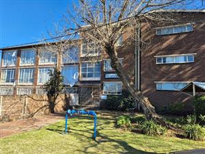 Apartment For Sale in Ravensklip