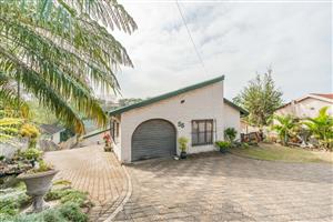 Prime Queensburgh! Multi Unit Investment Property For Sale!