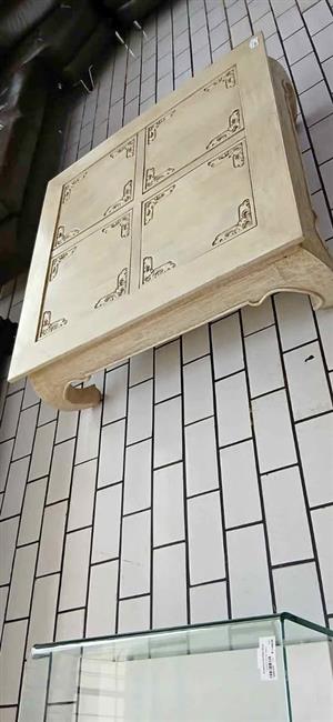 Cream white big coffee table