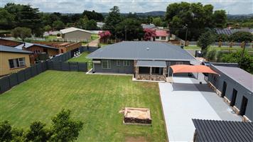 Stylishly Refurbished Family Home in Prime Heidelberg Central