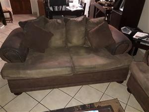 5 Seater Lounge suite for sale