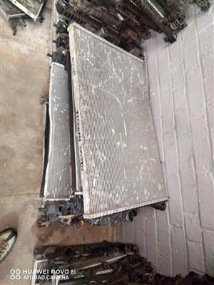 Porcsh panamera 2010, 2014 radiator