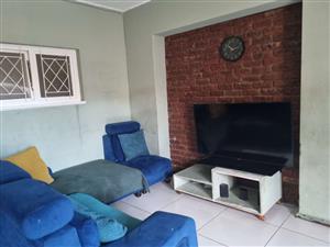 Apartment For Sale in Quigney