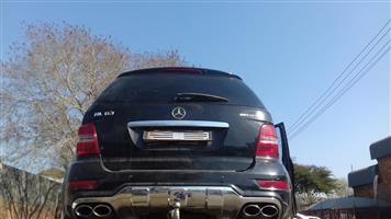 Mbenz Ml63 Amg M156 W164 2011 Stripping For Spares Junk