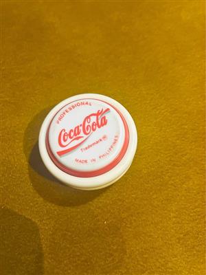 White Professional Russell Coca Cola Yoyo