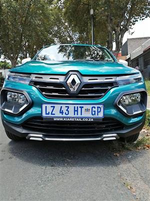 2024 Renault Kwid Climber 1.0 automatic transmission with Service Book