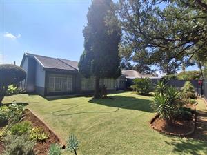 This pristine property is ideal for a large family and pet lovers alike.